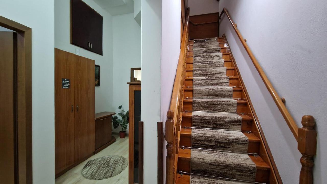 Korani Tirana
