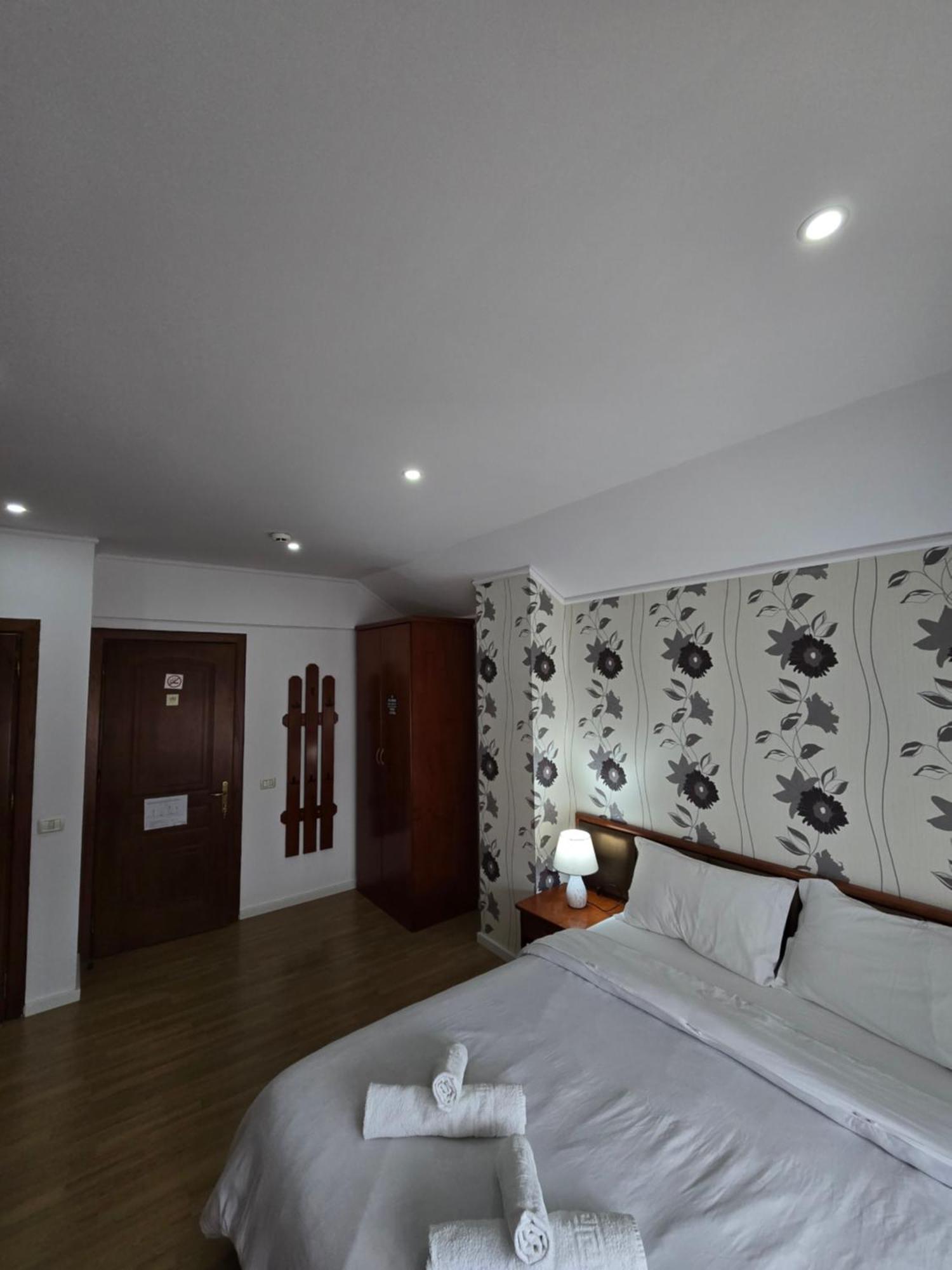 Korani Bed & Breakfast *